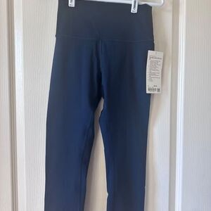 NWT Lululemon Wunder Under HR Crop 21" True Navy Size 6